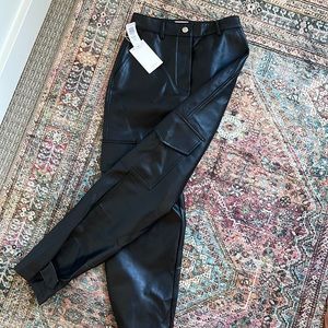 Aritzia Wilfred Modern Cargo